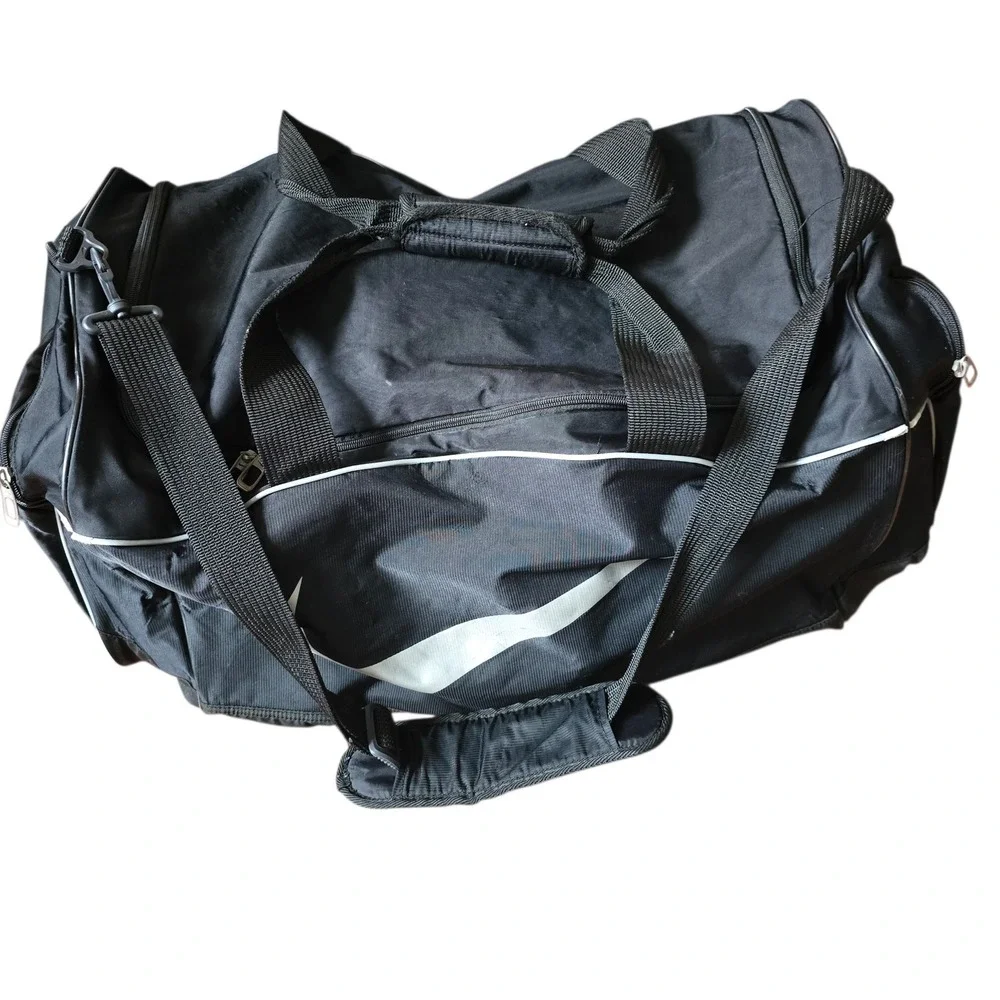 Nike‎ Brasilia Medium Training Duffel Bag Black White Swoosh Gym Travel Bag